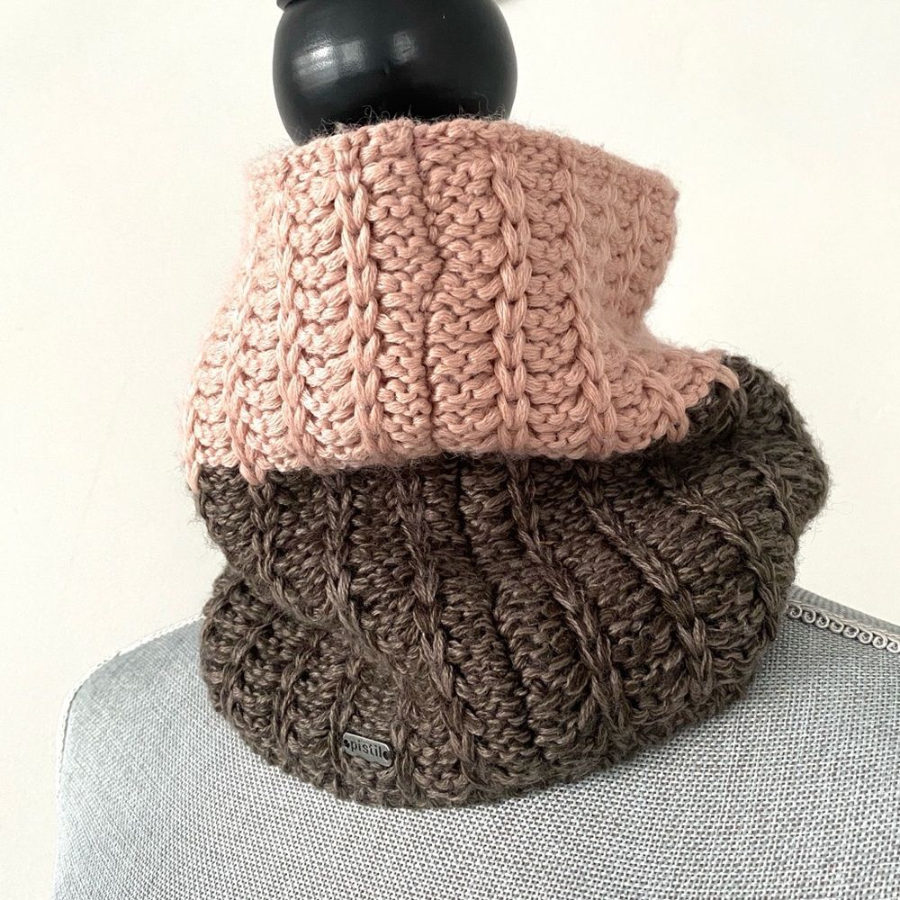 Pistil Pink & Brown Chunky Knit Wool Blend Snood Neck Scarf Silver Logo Tag
